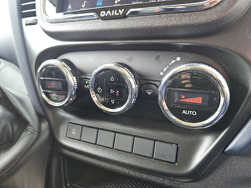 Utilitaire frigorifique Iveco Daily 35S18 koelwagen EURO6: photos 9