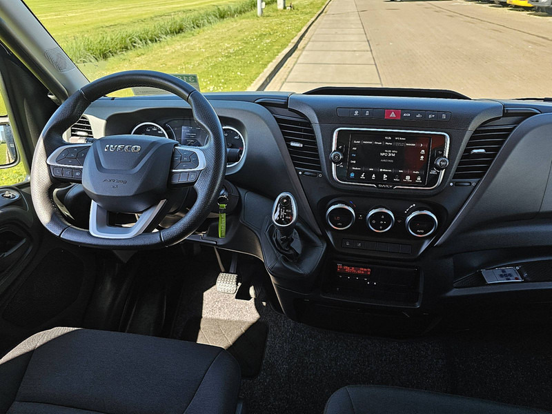 Utilitaire plateau baché Iveco Daily 40C18 CLICKSTAR EURO6: photos 8
