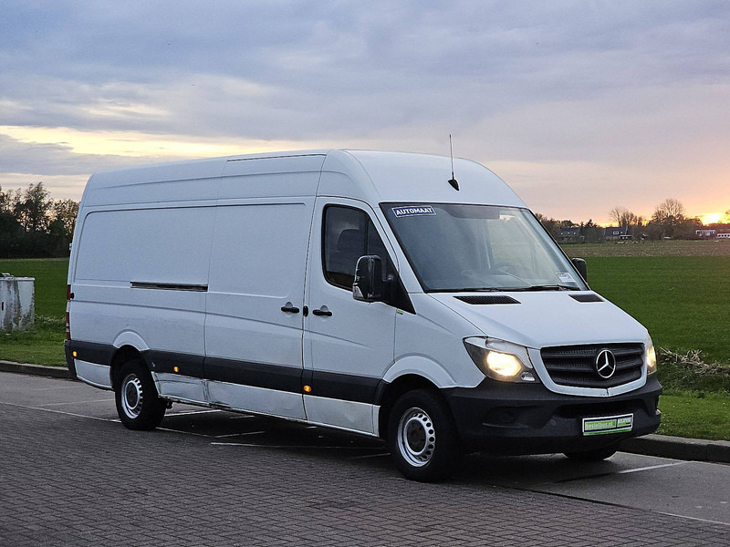 Mercedes-Benz Sprinter 310 - Fourgon utilitaire: photos 5 Mercedes-Benz Sprinter 310 - Fourgon utilitaire: photos 5