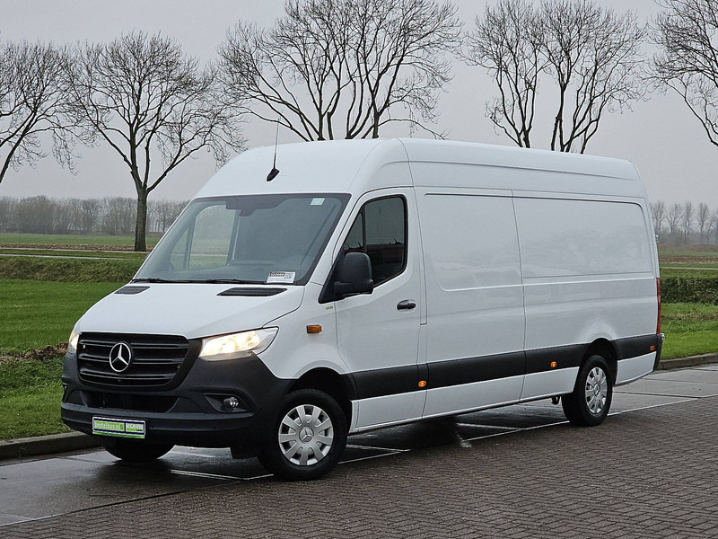 Mercedes-Benz Sprinter 315 L3H2 Maxi Navi - Fourgon utilitaire: photos 2 Mercedes-Benz Sprinter 315 L3H2 Maxi Navi - Fourgon utilitaire: photos 2