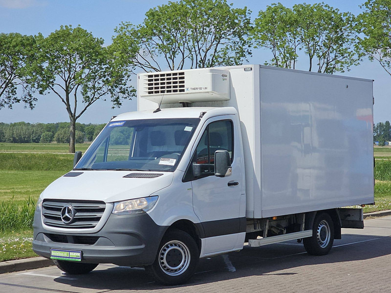 Mercedes-Benz Sprinter 316 BI-TEMP Koelwagen! - Utilitaire frigorifique: photos 2 Mercedes-Benz Sprinter 316 BI-TEMP Koelwagen! - Utilitaire frigorifique: photos 2