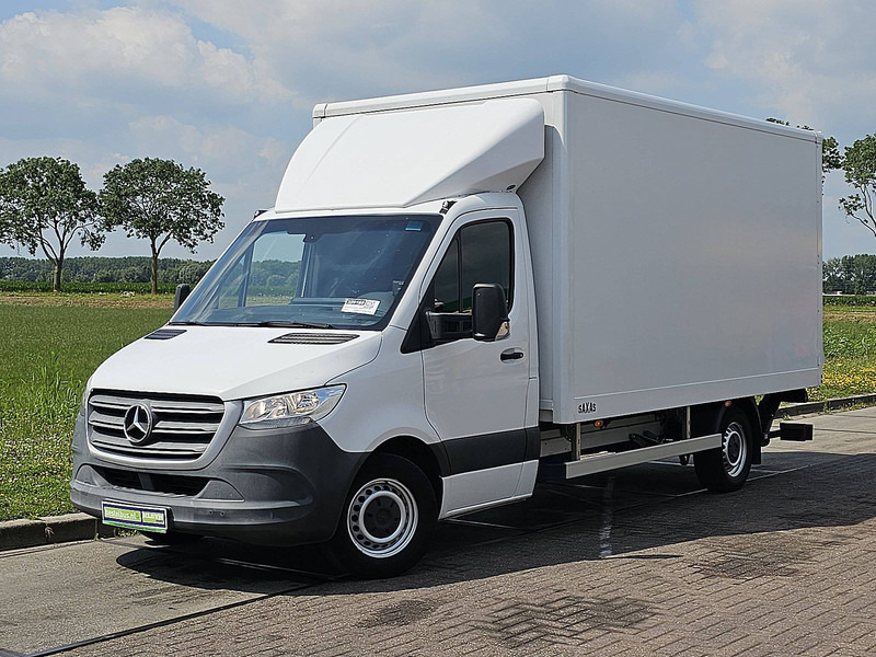 Mercedes-Benz Sprinter 316 Bakwagen Laadklep! - Fourgon grand volume: photos 2 Mercedes-Benz Sprinter 316 Bakwagen Laadklep! - Fourgon grand volume: photos 2