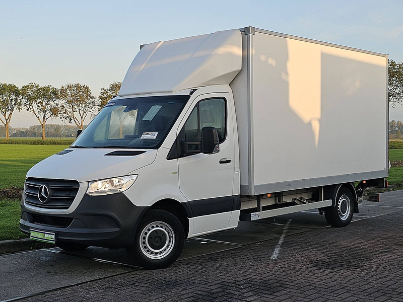 Mercedes-Benz Sprinter 316 Bakwagen Laadklep! - Fourgon grand volume: photos 2 Mercedes-Benz Sprinter 316 Bakwagen Laadklep! - Fourgon grand volume: photos 2