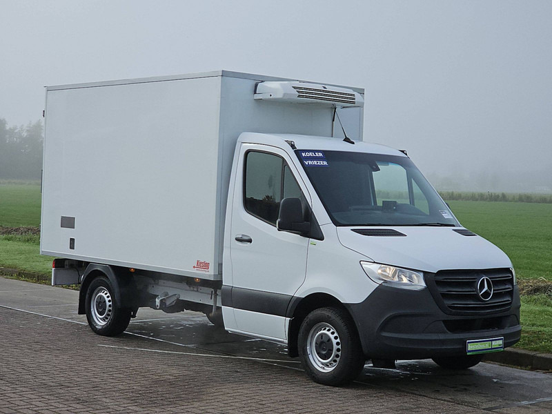 Mercedes-Benz Sprinter 316 Koelwagen D/N 230V - Utilitaire frigorifique: photos 5 Mercedes-Benz Sprinter 316 Koelwagen D/N 230V - Utilitaire frigorifique: photos 5