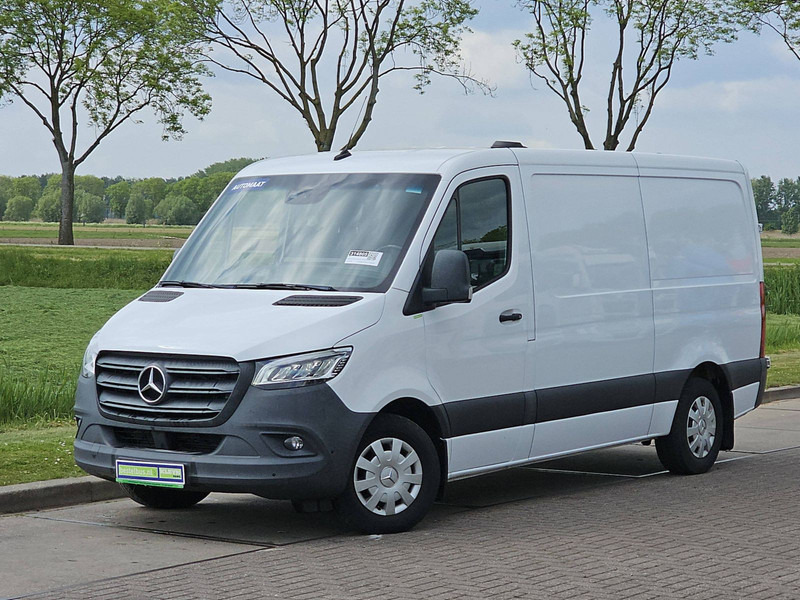 Mercedes-Benz Sprinter 316 L2 LED Distronic Aut - Fourgon utilitaire: photos 2 Mercedes-Benz Sprinter 316 L2 LED Distronic Aut - Fourgon utilitaire: photos 2