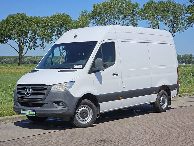 Mercedes-Benz Sprinter 316 L2H2 Navi RWD - Fourgon utilitaire: photos 2 Mercedes-Benz Sprinter 316 L2H2 Navi RWD - Fourgon utilitaire: photos 2