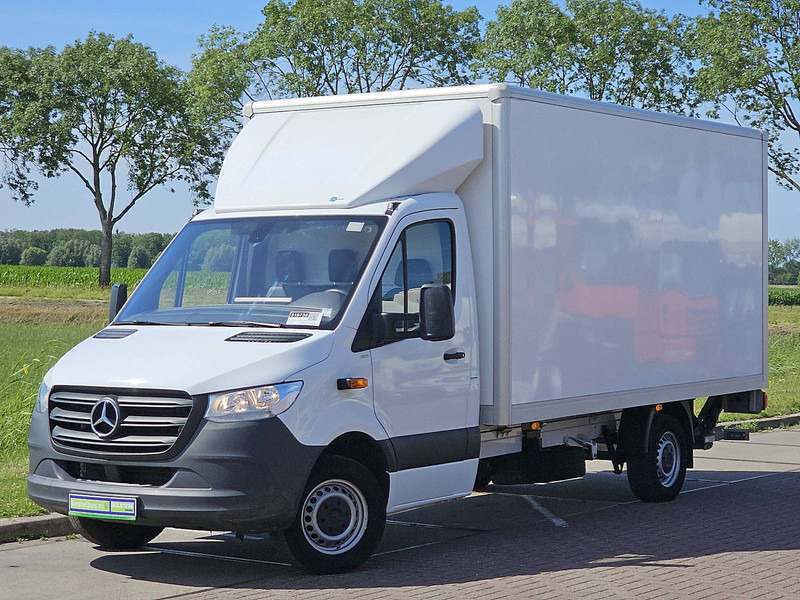 Mercedes-Benz Sprinter 317 Bakwagen Laadklep! - Fourgon grand volume: photos 2 Mercedes-Benz Sprinter 317 Bakwagen Laadklep! - Fourgon grand volume: photos 2