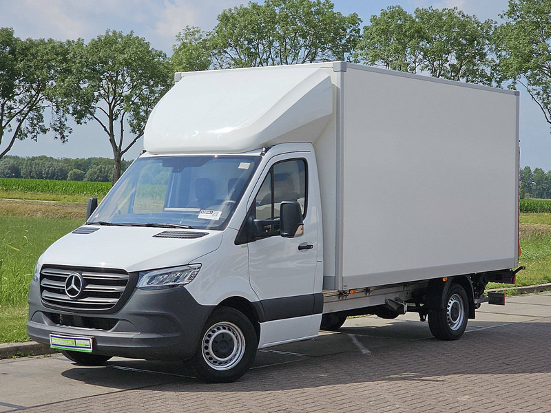 Mercedes-Benz Sprinter 317 ac LED EURO6 - Fourgon grand volume: photos 2 Mercedes-Benz Sprinter 317 ac LED EURO6 - Fourgon grand volume: photos 2