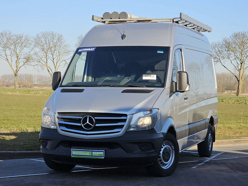 Mercedes-Benz Sprinter 319 L2H2 V6 3.0 3.5T-AHG - Fourgon utilitaire: photos 1 Mercedes-Benz Sprinter 319 L2H2 V6 3.0 3.5T-AHG - Fourgon utilitaire: photos 1