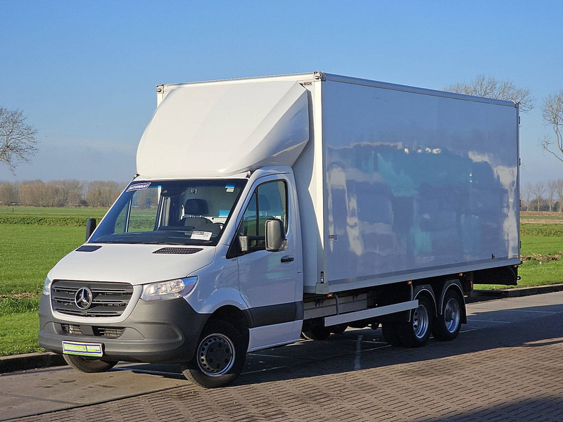 Mercedes-Benz Sprinter 515 Clickstar EURO6 - Fourgon grand volume: photos 2 Mercedes-Benz Sprinter 515 Clickstar EURO6 - Fourgon grand volume: photos 2