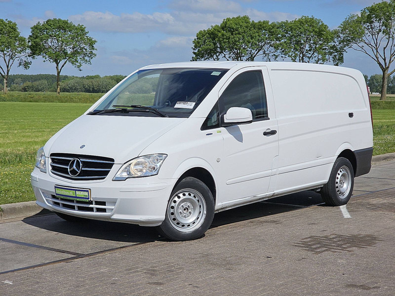 Mercedes-Benz Vito 110 - Fourgonnette: photos 2 Mercedes-Benz Vito 110 - Fourgonnette: photos 2