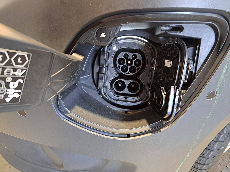 Minibus, Bus électrique Mercedes-Benz eVito  Tourer129 XXL 9p: photos 19