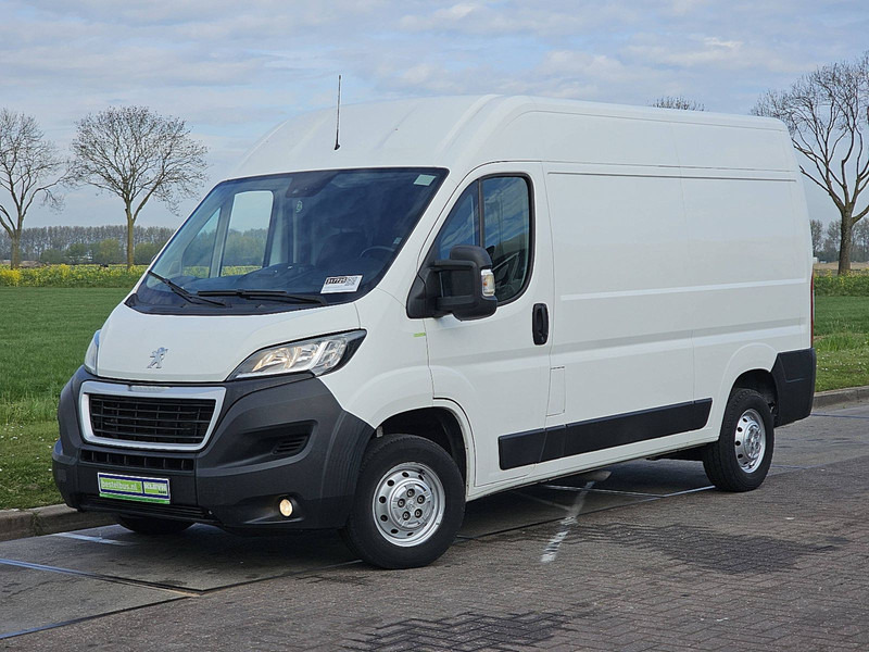 Peugeot Boxer 2.2 L2H2 140Pk Navi Eur6 - Fourgon utilitaire: photos 2 Peugeot Boxer 2.2 L2H2 140Pk Navi Eur6 - Fourgon utilitaire: photos 2