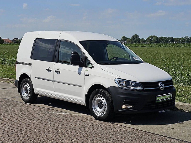 Volkswagen Caddy 2.0 L1 Navi Euro6 102Pk! - Fourgon grand volume: photos 5 Volkswagen Caddy 2.0 L1 Navi Euro6 102Pk! - Fourgon grand volume: photos 5