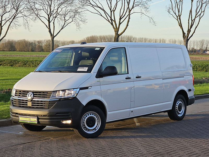 Volkswagen Transporter 2.0 TDI L2H1 Navi 4 Motion - Fourgonnette: photos 2 Volkswagen Transporter 2.0 TDI L2H1 Navi 4 Motion - Fourgonnette: photos 2