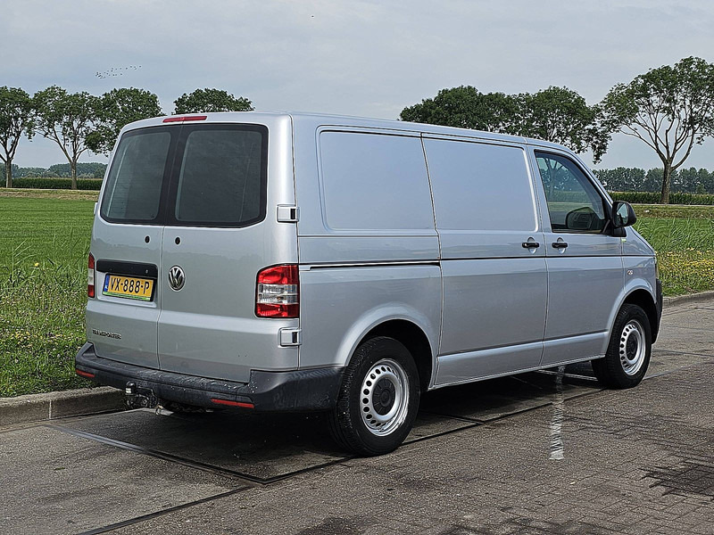 Volkswagen Transporter 2.0 TDI ac 140 PK - Fourgonnette: photos 3 Volkswagen Transporter 2.0 TDI ac 140 PK - Fourgonnette: photos 3
