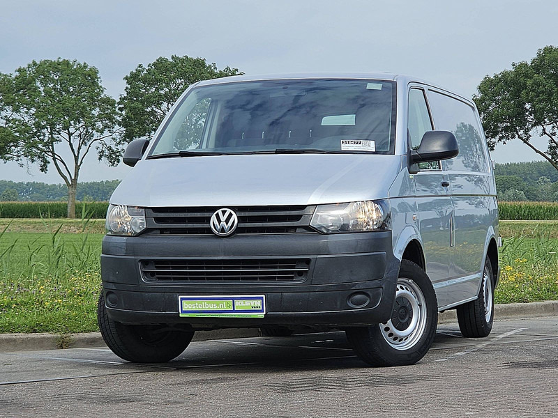 Volkswagen Transporter 2.0 TDI ac 140 PK - Fourgonnette: photos 1 Volkswagen Transporter 2.0 TDI ac 140 PK - Fourgonnette: photos 1