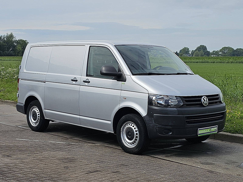 Volkswagen Transporter 2.0 TDI ac 140 PK - Fourgonnette: photos 5 Volkswagen Transporter 2.0 TDI ac 140 PK - Fourgonnette: photos 5