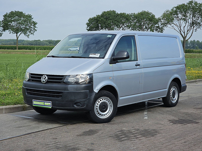 Volkswagen Transporter 2.0 TDI ac 140 PK - Fourgonnette: photos 2 Volkswagen Transporter 2.0 TDI ac 140 PK - Fourgonnette: photos 2