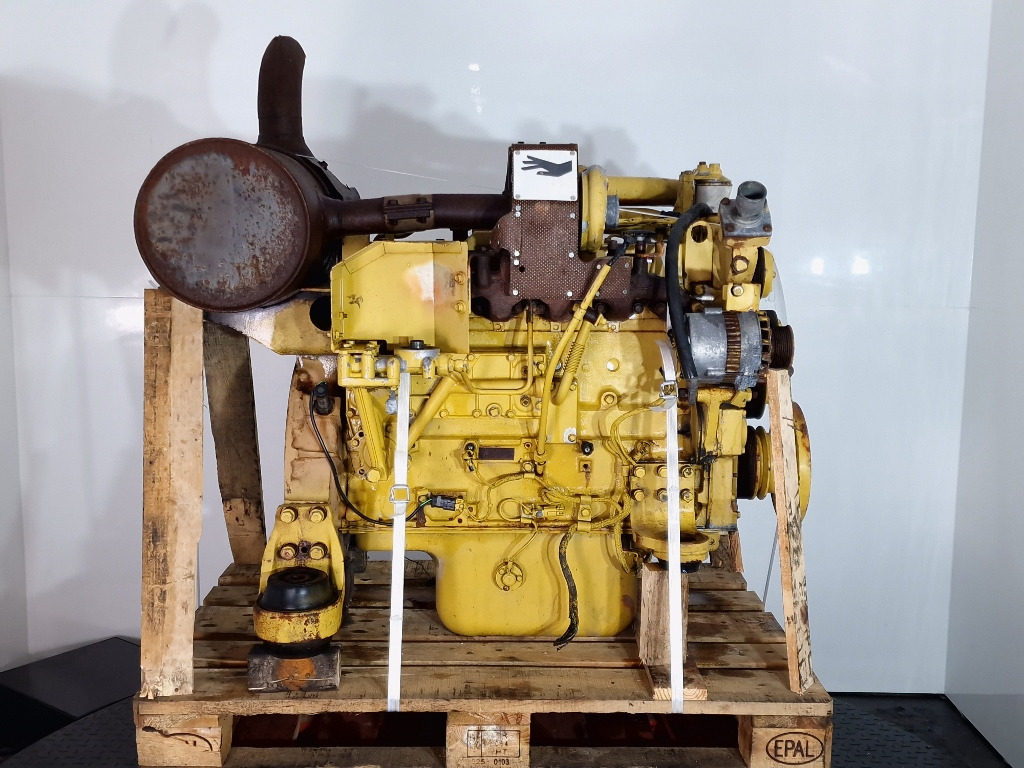 Komatsu SA6D95L-1 - Moteur pour Engins de chantier: photos 3 Komatsu SA6D95L-1 - Moteur pour Engins de chantier: photos 3