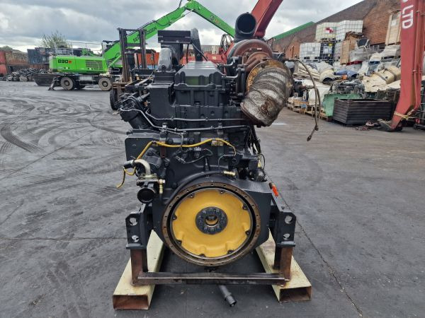 Komatsu SAA6D170E-3 Engine (Plant) PC1250-7 Excavator - Moteur pour Engins de chantier: photos 4 Komatsu SAA6D170E-3 Engine (Plant) PC1250-7 Excavator - Moteur pour Engins de chantier: photos 4