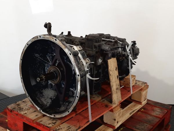 ZF 9S109 MAN Spec Gearbox - Boîte de vitesse: photos 1 ZF 9S109 MAN Spec Gearbox - Boîte de vitesse: photos 1