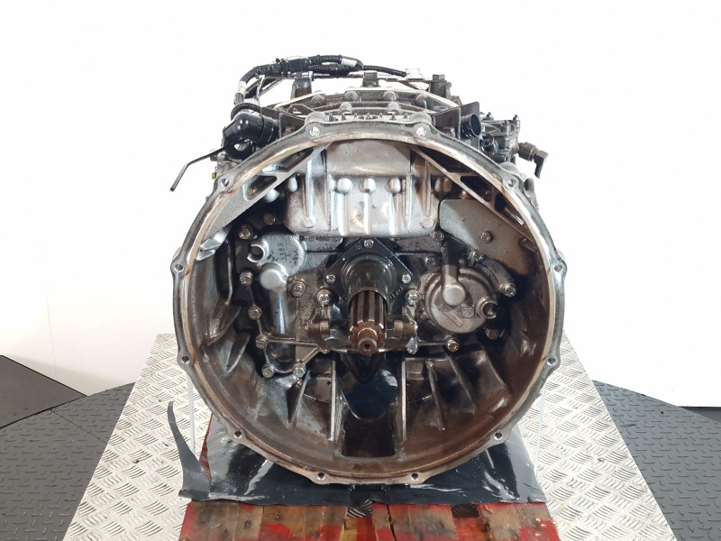 ZF Astronic 12AS2330TD Gearbox - Boîte de vitesse: photos 2 ZF Astronic 12AS2330TD Gearbox - Boîte de vitesse: photos 2