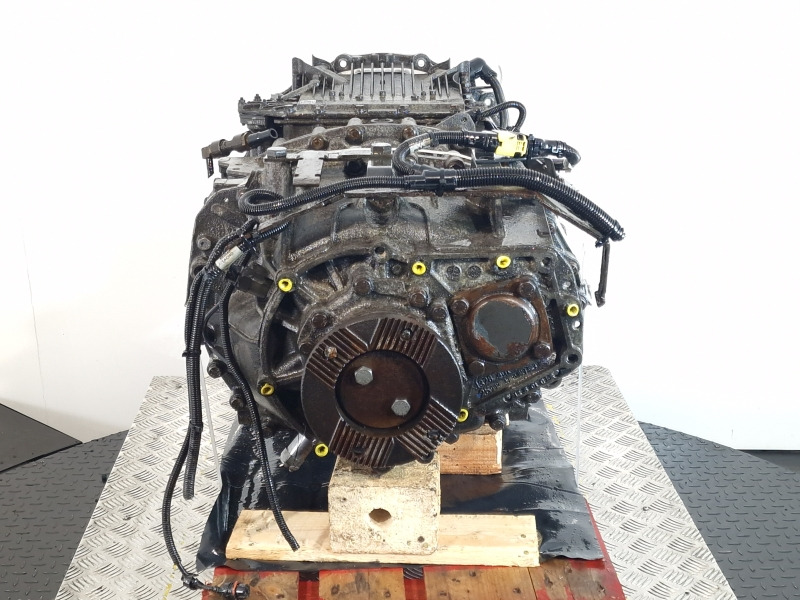 ZF Astronic 12AS2330TD Gearbox - Boîte de vitesse: photos 5 ZF Astronic 12AS2330TD Gearbox - Boîte de vitesse: photos 5