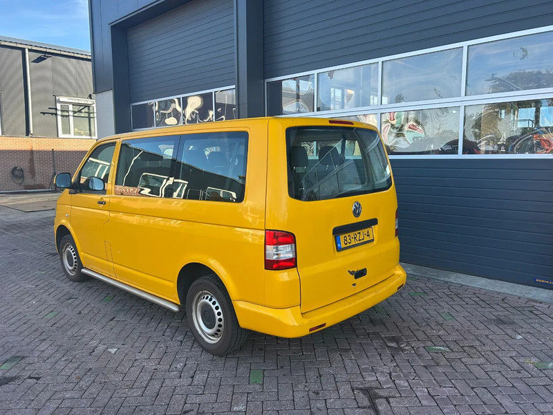 Volkswagen Transporter Kombi - Bus: photos 2 Volkswagen Transporter Kombi - Bus: photos 2