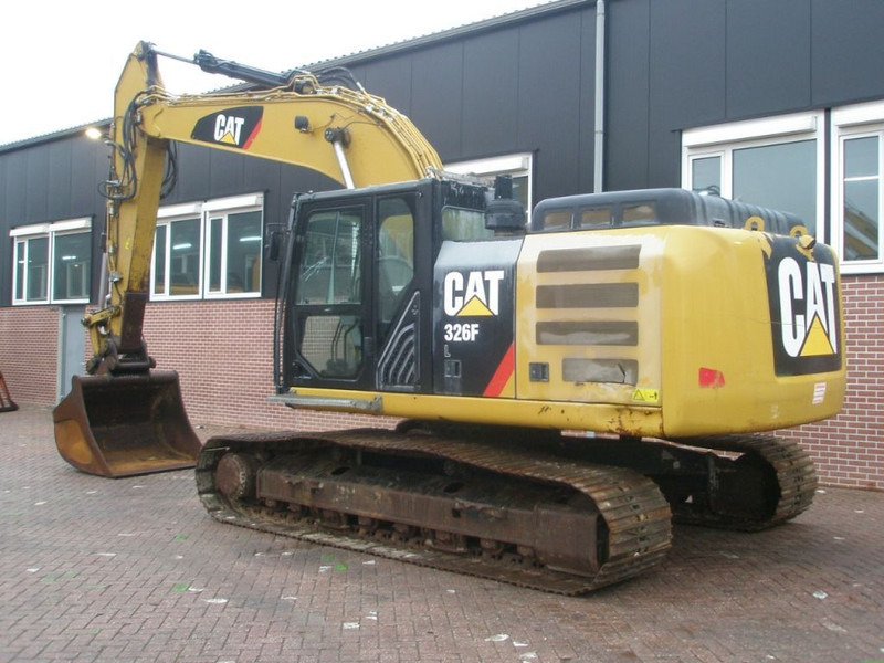 Caterpillar 326FL - Pelle sur chenille: photos 2 Caterpillar 326FL - Pelle sur chenille: photos 2