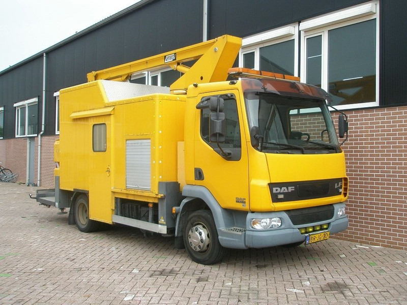 DAF LF45 - Nacelle: photos 3 DAF LF45 - Nacelle: photos 3