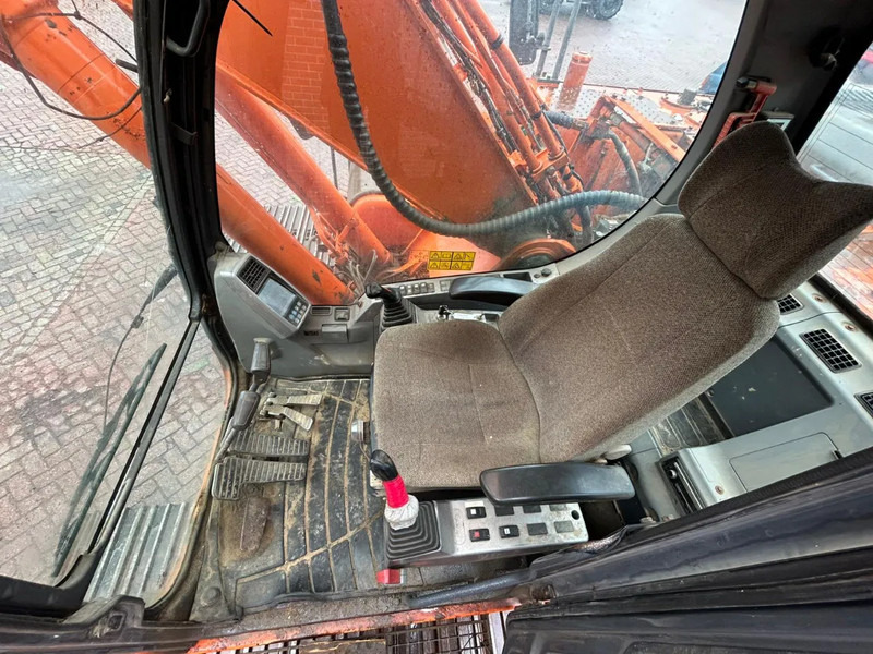 Pelle sur chenille Doosan DX255LC: photos 6 Pelle sur chenille Doosan DX255LC: photos 6