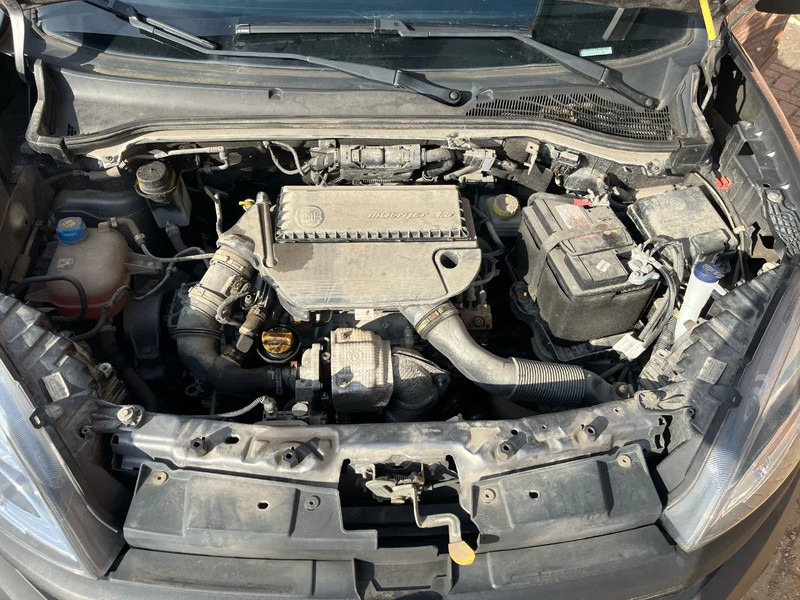 Voiture Fiat Doblò: photos 9