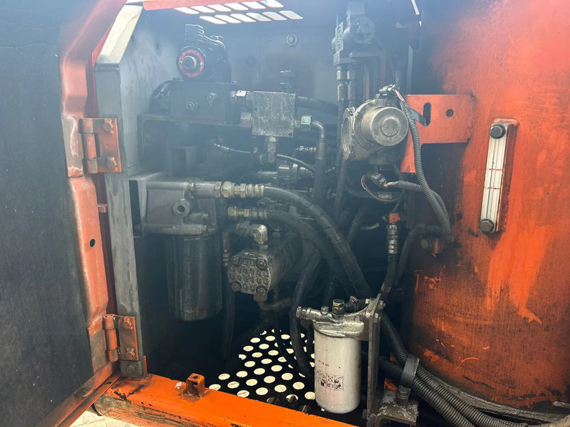 Hitachi ZX110 - Pelle sur chenille: photos 5 Hitachi ZX110 - Pelle sur chenille: photos 5