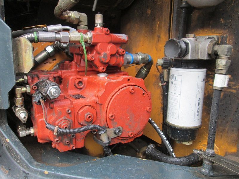 Hyundai Robex 145LCR-9S - Pelle sur chenille: photos 5 Hyundai Robex 145LCR-9S - Pelle sur chenille: photos 5