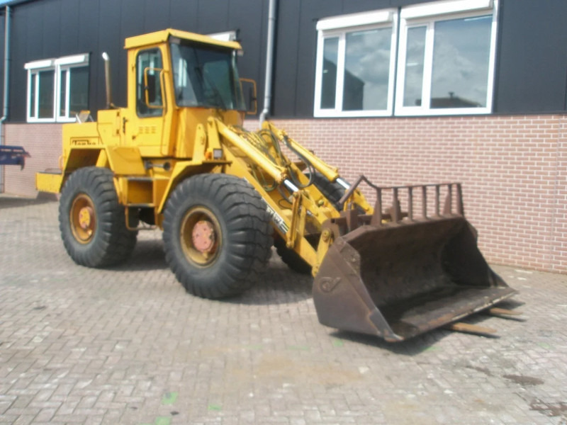 Werklust WG18B - Chargeuse sur pneus: photos 4 Werklust WG18B - Chargeuse sur pneus: photos 4
