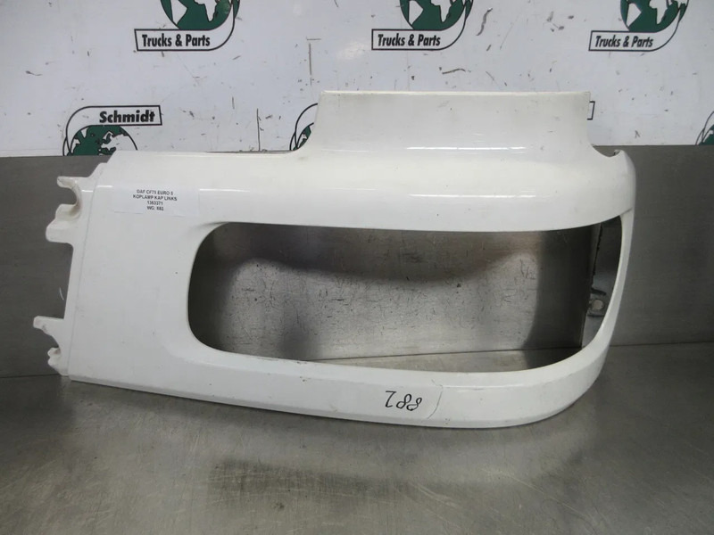 DAF 1363371 // 1363372 KOPLAMP RING DAF CF 75 EURO 5 RECHTS EN LINKS - Cabine et intérieur pour Camion: photos 2 DAF 1363371 // 1363372 KOPLAMP RING DAF CF 75 EURO 5 RECHTS EN LINKS - Cabine et intérieur pour Camion: photos 2
