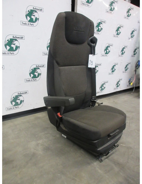DAF 1710410 // 1707550 STOELEN SET DAF LF 210 EURO 6 MODEL 2020 - Siège pour Camion: photos 5 DAF 1710410 // 1707550 STOELEN SET DAF LF 210 EURO 6 MODEL 2020 - Siège pour Camion: photos 5