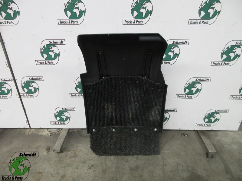 DAF 2042657 SPARTBORD DAF CF 75 EURO 5 - Cabine et intérieur pour Camion: photos 1 DAF 2042657 SPARTBORD DAF CF 75 EURO 5 - Cabine et intérieur pour Camion: photos 1