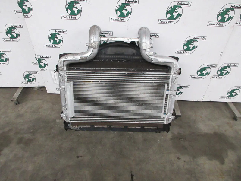 DAF 2116742//2049371//1909457 RADIATEUR INTERCOOLER CF 440 EURO 6 - Radiateur pour Camion: photos 3 DAF 2116742//2049371//1909457 RADIATEUR INTERCOOLER CF 440 EURO 6 - Radiateur pour Camion: photos 3