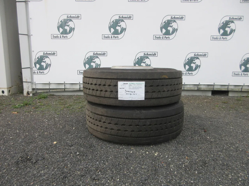 Goodyear 315 / 70 / 22.5 VOORBANDEN MET STAAL WIEL PROFIEL 90% - Pneu pour Camion: photos 5 Goodyear 315 / 70 / 22.5 VOORBANDEN MET STAAL WIEL PROFIEL 90% - Pneu pour Camion: photos 5