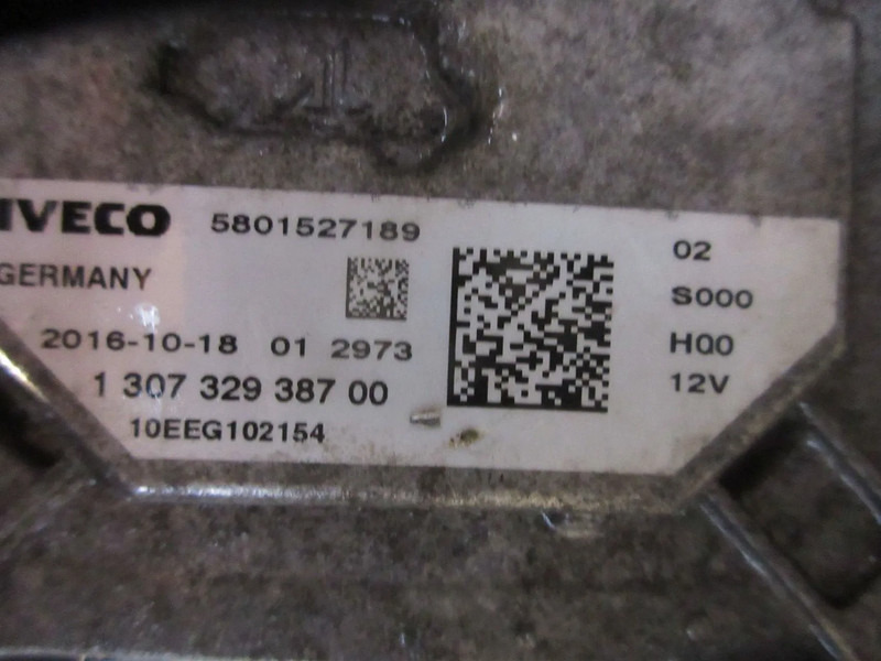 Iveco 5801639118 KOPLAMP IVECO HI WAY EURO 6 - Feu avant pour Camion: photos 3 Iveco 5801639118 KOPLAMP IVECO HI WAY EURO 6 - Feu avant pour Camion: photos 3