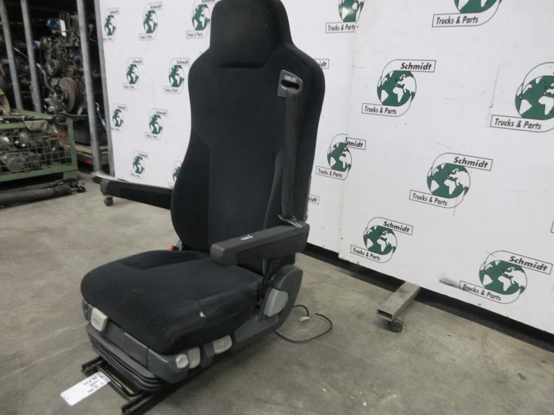 MAN 81.62307-6476 // 81.62307-6326 // STOELEN SET MAN TGM EURO 6 - Siège pour Camion: photos 3 MAN 81.62307-6476 // 81.62307-6326 // STOELEN SET MAN TGM EURO 6 - Siège pour Camion: photos 3