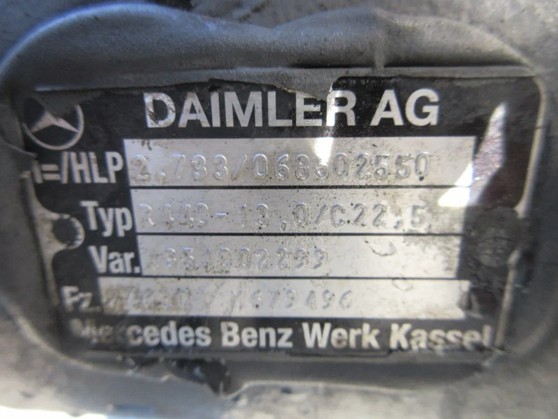 Mercedes-Benz A 000 350 04 00 / R440-13A C22,5 746.301 MERCEDES BENZ 1933 MP4 - Essieu arrière pour Camion: photos 5 Mercedes-Benz A 000 350 04 00 / R440-13A C22,5 746.301 MERCEDES BENZ 1933 MP4 - Essieu arrière pour Camion: photos 5