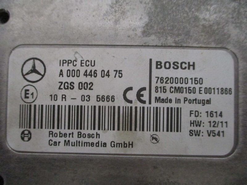 Mercedes-Benz A 000 446 04 75 IPPC / ECU - ZGS 002 - Bloc de gestion pour Camion: photos 3 Mercedes-Benz A 000 446 04 75 IPPC / ECU - ZGS 002 - Bloc de gestion pour Camion: photos 3