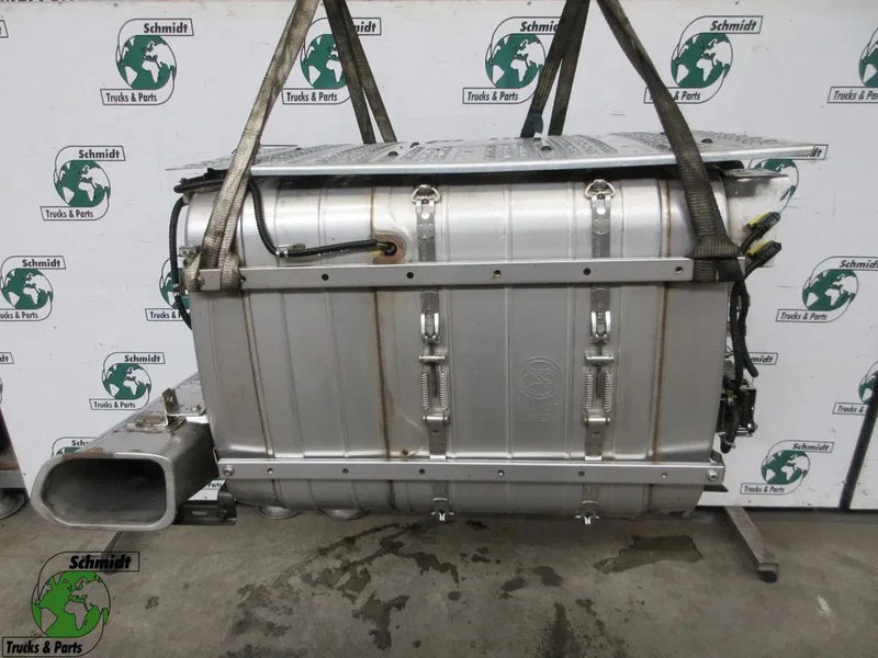Mercedes-Benz A 008 490 12 12 KATALYSATOR MERCEDES 2542 EURO 6 MODEL 2018 - Catalyseur pour Camion: photos 5 Mercedes-Benz A 008 490 12 12 KATALYSATOR MERCEDES 2542 EURO 6 MODEL 2018 - Catalyseur pour Camion: photos 5