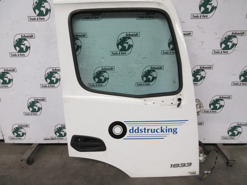 Mercedes-Benz A 960 720 26 03 DEUR MERCEDES MP4 RECHTS MODEL 2018 - Portière et pièces pour Camion: photos 3 Mercedes-Benz A 960 720 26 03 DEUR MERCEDES MP4 RECHTS MODEL 2018 - Portière et pièces pour Camion: photos 3