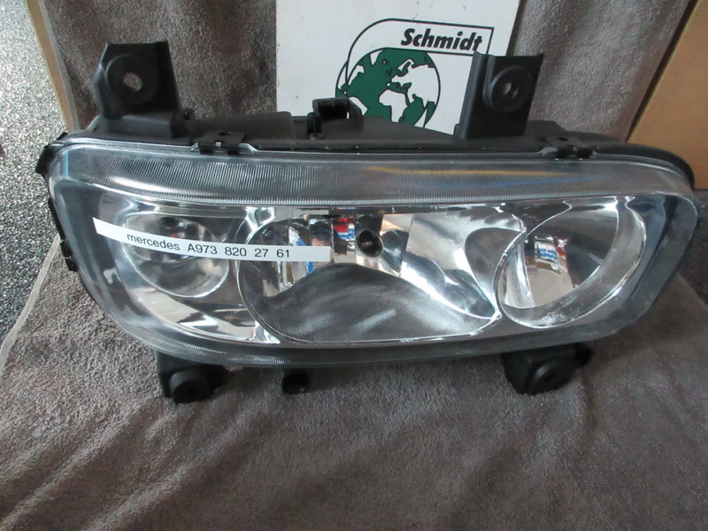 Mercedes-Benz A 973 820 22 61 // A 973 820 23 61 KOPLAMP ATEGO EURO 6 R + L NIEUWE !!! - Feu avant pour Camion: photos 2 Mercedes-Benz A 973 820 22 61 // A 973 820 23 61 KOPLAMP ATEGO EURO 6 R + L NIEUWE !!! - Feu avant pour Camion: photos 2