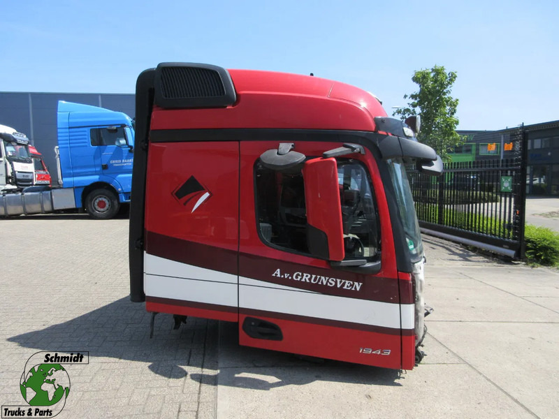 Mercedes-Benz MERCEDES BENZ 1840 ACTROS CABINE VOOR ONDERDEEL DONOR EURO 6 - Cabine et intérieur pour Camion: photos 1 Mercedes-Benz MERCEDES BENZ 1840 ACTROS CABINE VOOR ONDERDEEL DONOR EURO 6 - Cabine et intérieur pour Camion: photos 1
