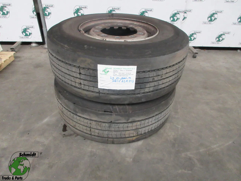Michelin 385/65 R 22.5 BAND MET STAALEN WIELEN PROFIEL 50% - Pneu pour Camion: photos 1 Michelin 385/65 R 22.5 BAND MET STAALEN WIELEN PROFIEL 50% - Pneu pour Camion: photos 1
